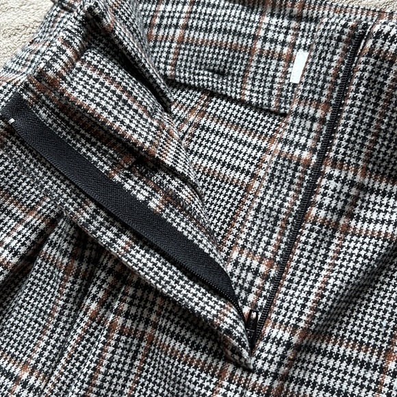ASTR The Label Tie Waist Plaid Trousers - Picture 10 of 15